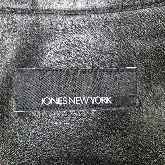 Moto Style Black Leather Jacket - Picture 6 of 7